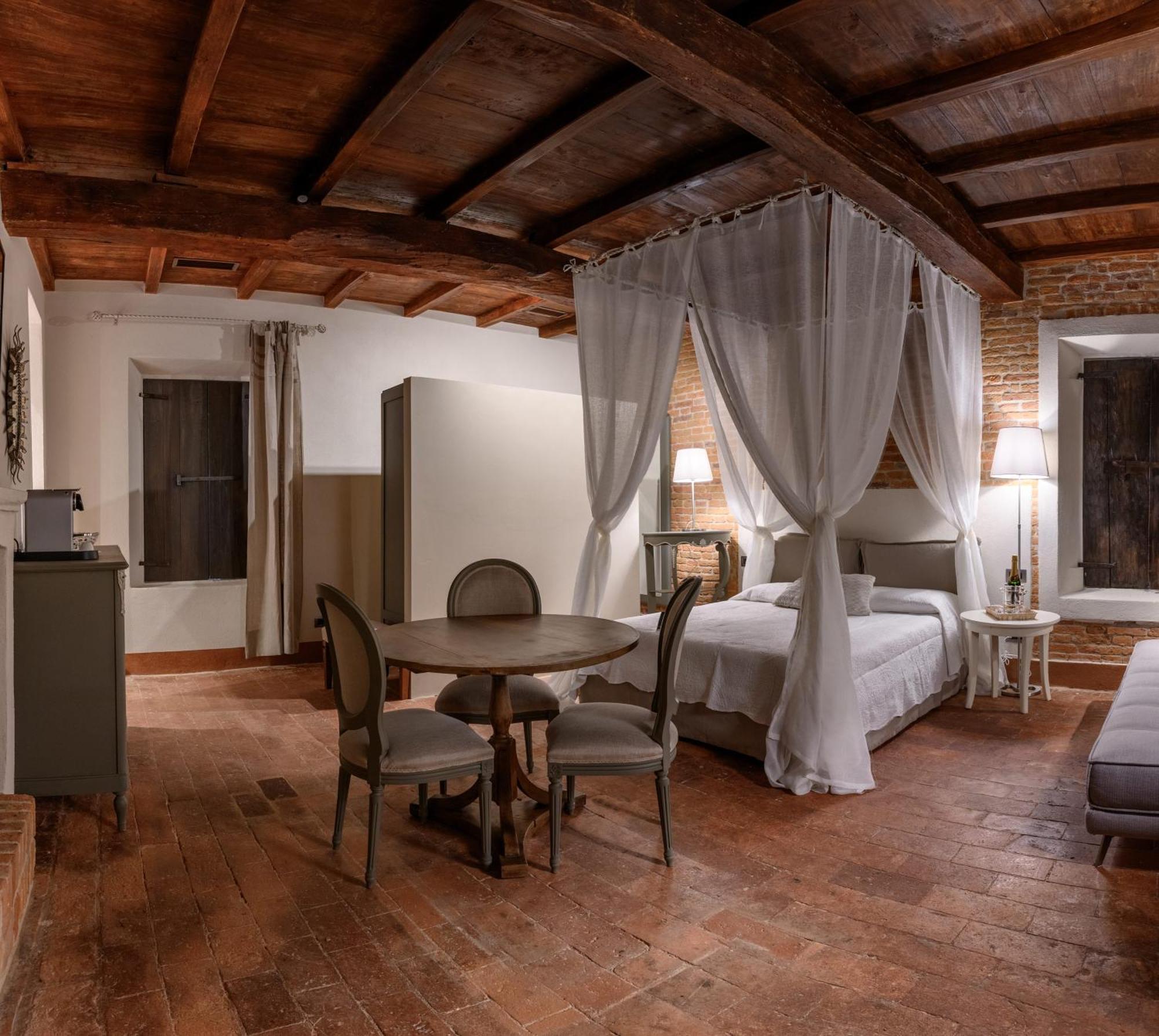 Castello Di Piovera Extérieur photo